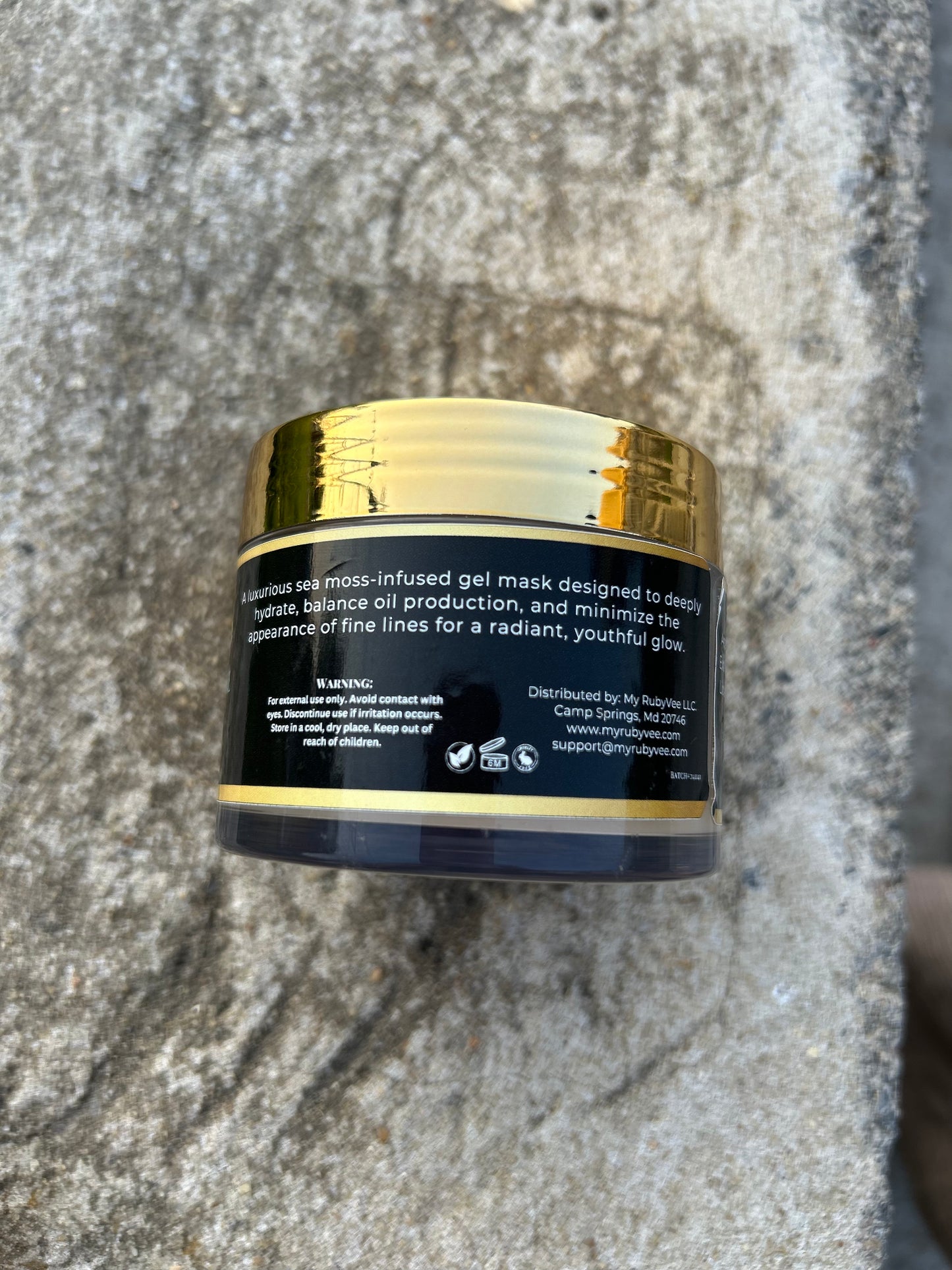 Hydra Jewel – Hydrating Sea Moss Gel Mask